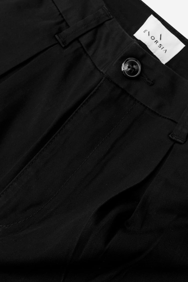 Womens Pleated Cropped Trouser