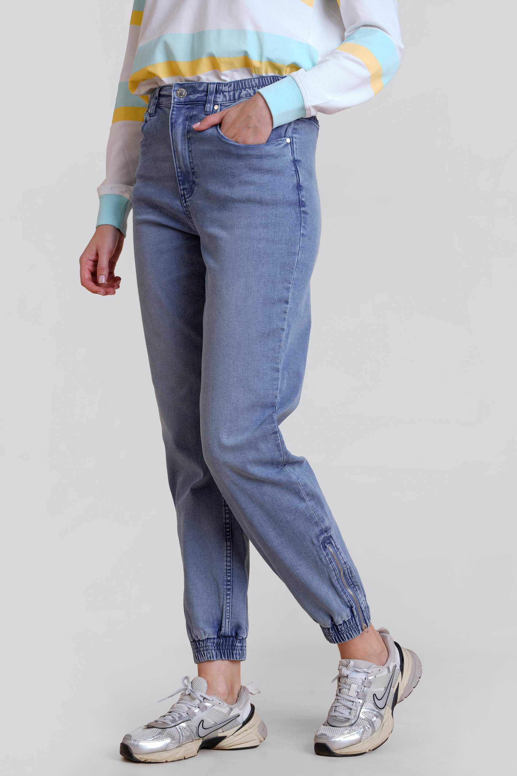 Women’s Zip-Cuff Denim Jogger Pants