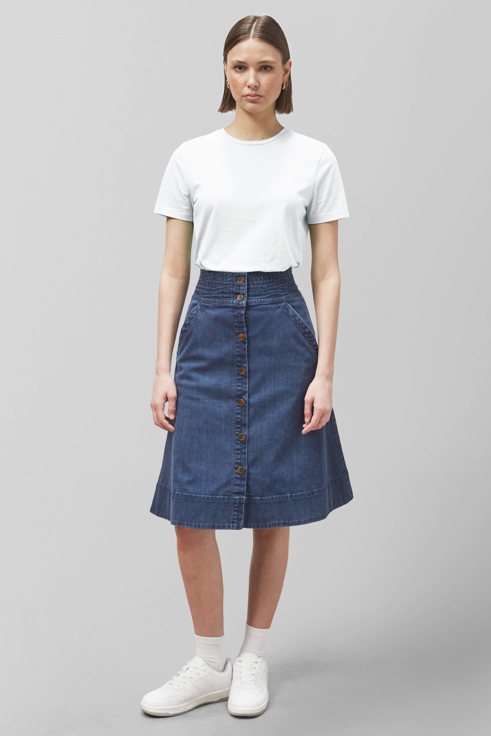 Essential Crew Neck T-Shirt