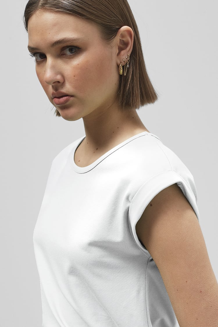 Shoulder Padded Cap-Sleeve Roll-Up T-Shirt