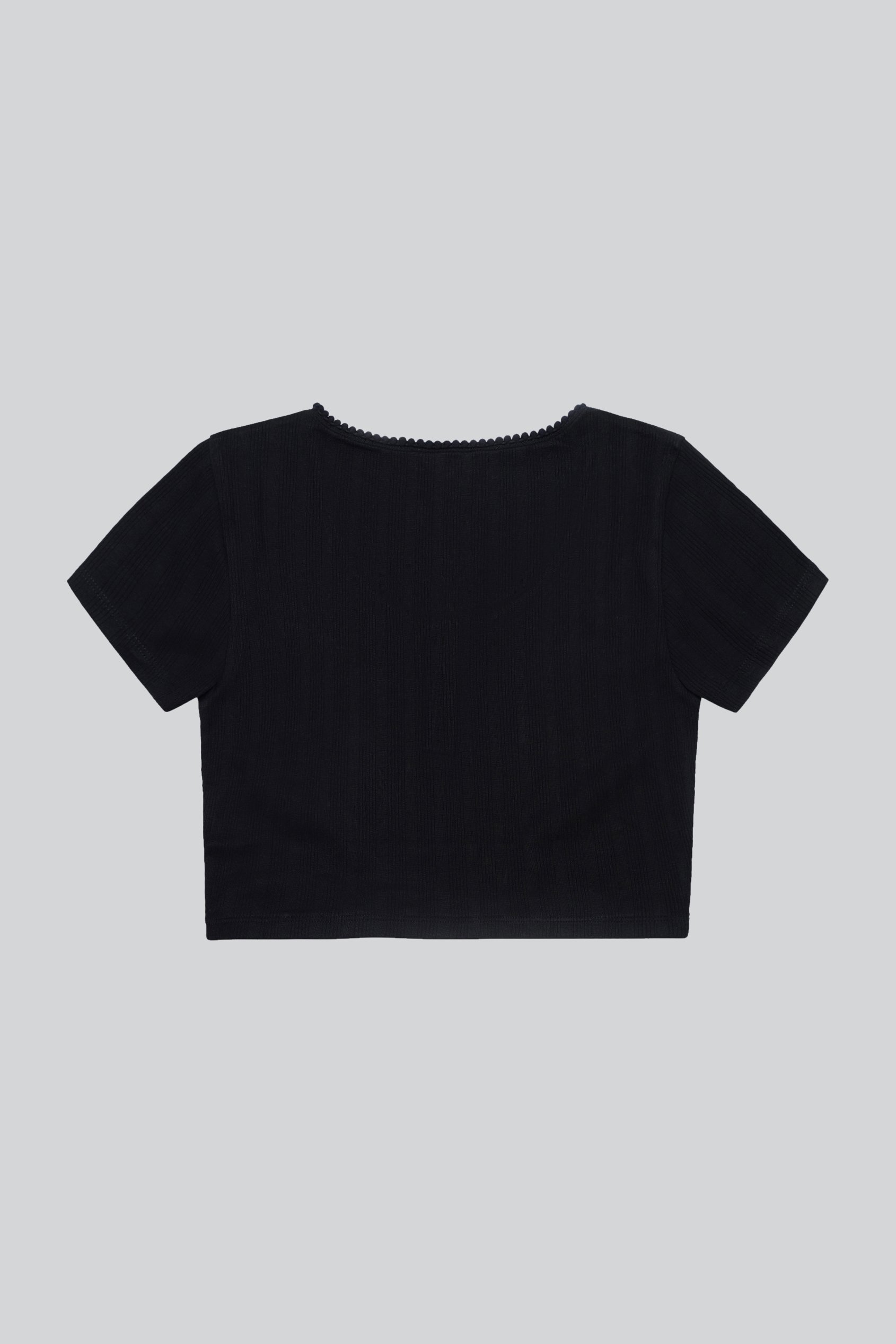 Snap Button Details Crop Tank Top