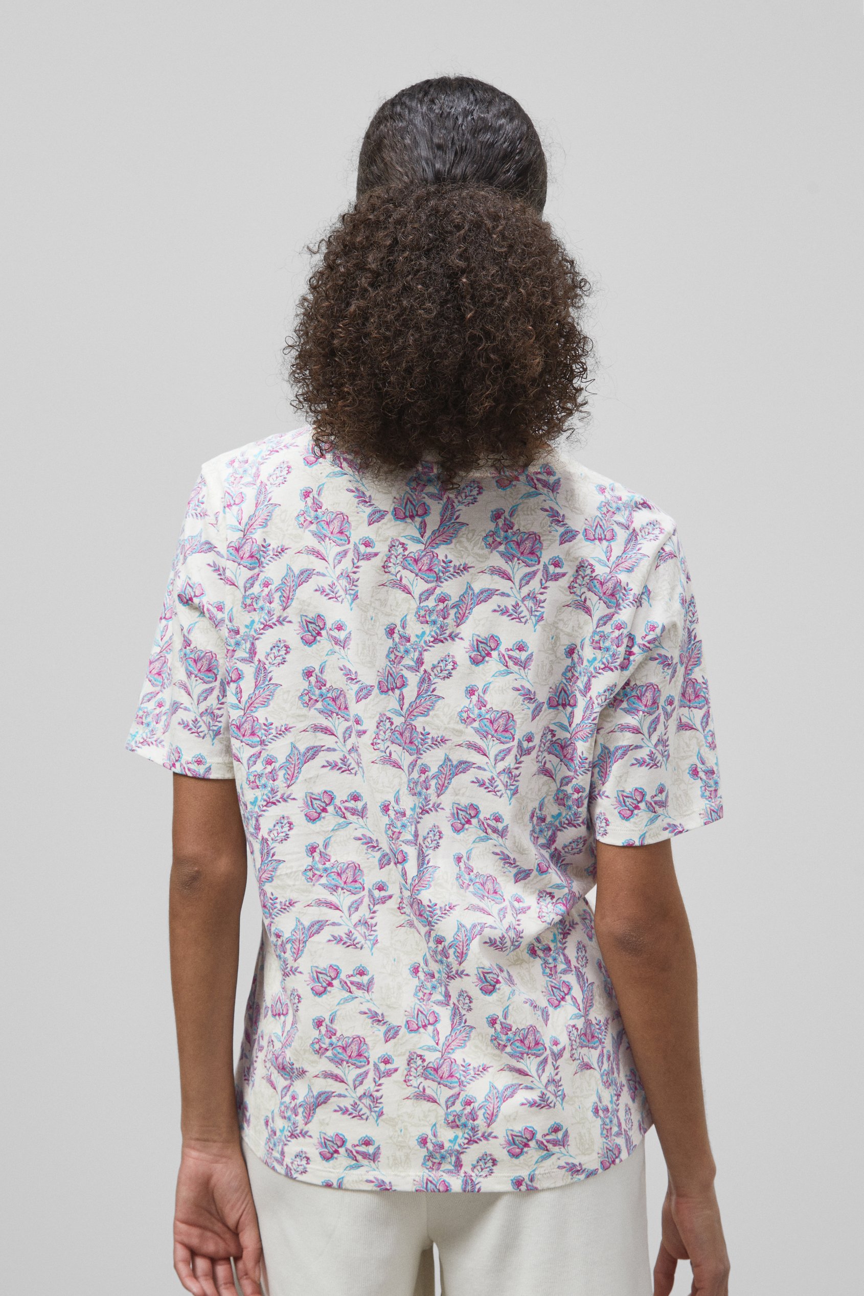 Crayon Leaf Printed T-Shirt