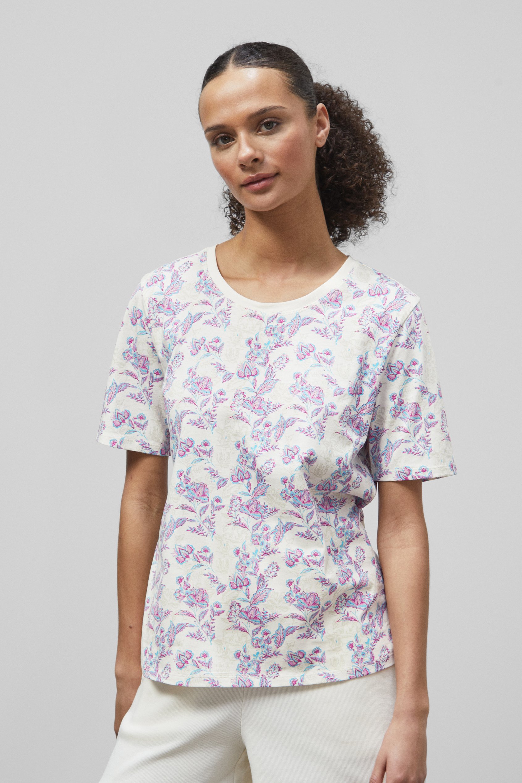 Crayon Leaf Printed T-Shirt