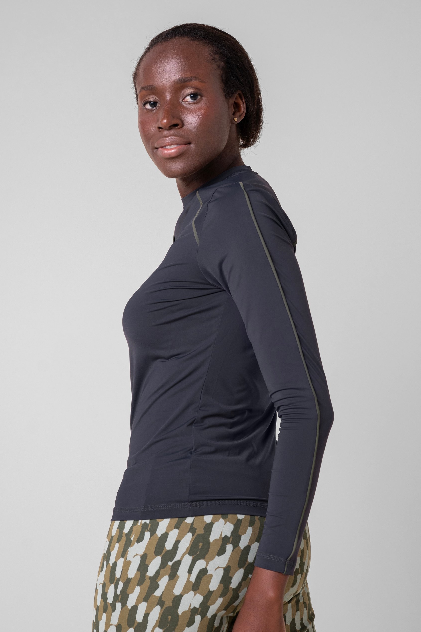 Women Active lightweight Long Sleeve T-Shirt