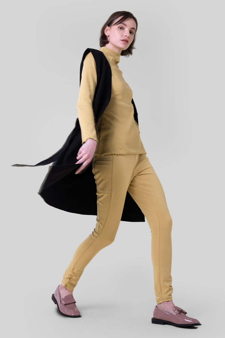 Rise And Shine Sculpting Pockets Leggings