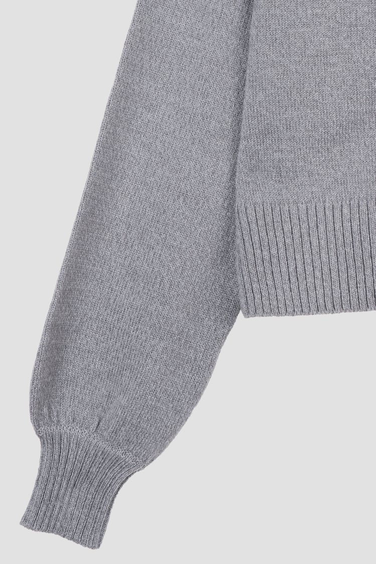 Women’s Crew Neck Knitted Cardigan