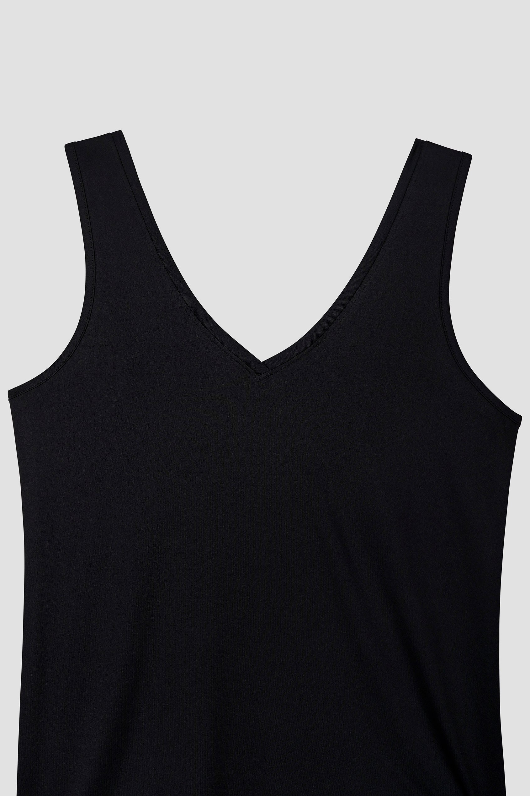 Women's V-Neck Active Vest