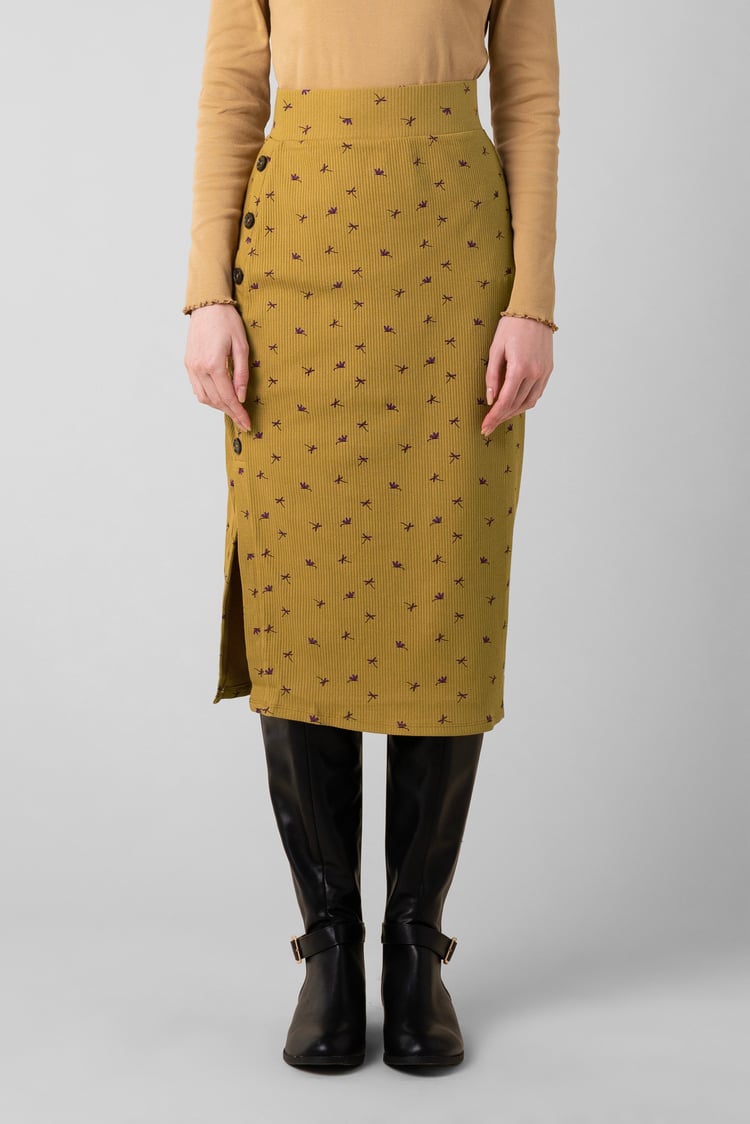 Side Button Split Ribbed Skirt