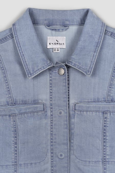 Women's Light Wash Cropped Denim Jacket