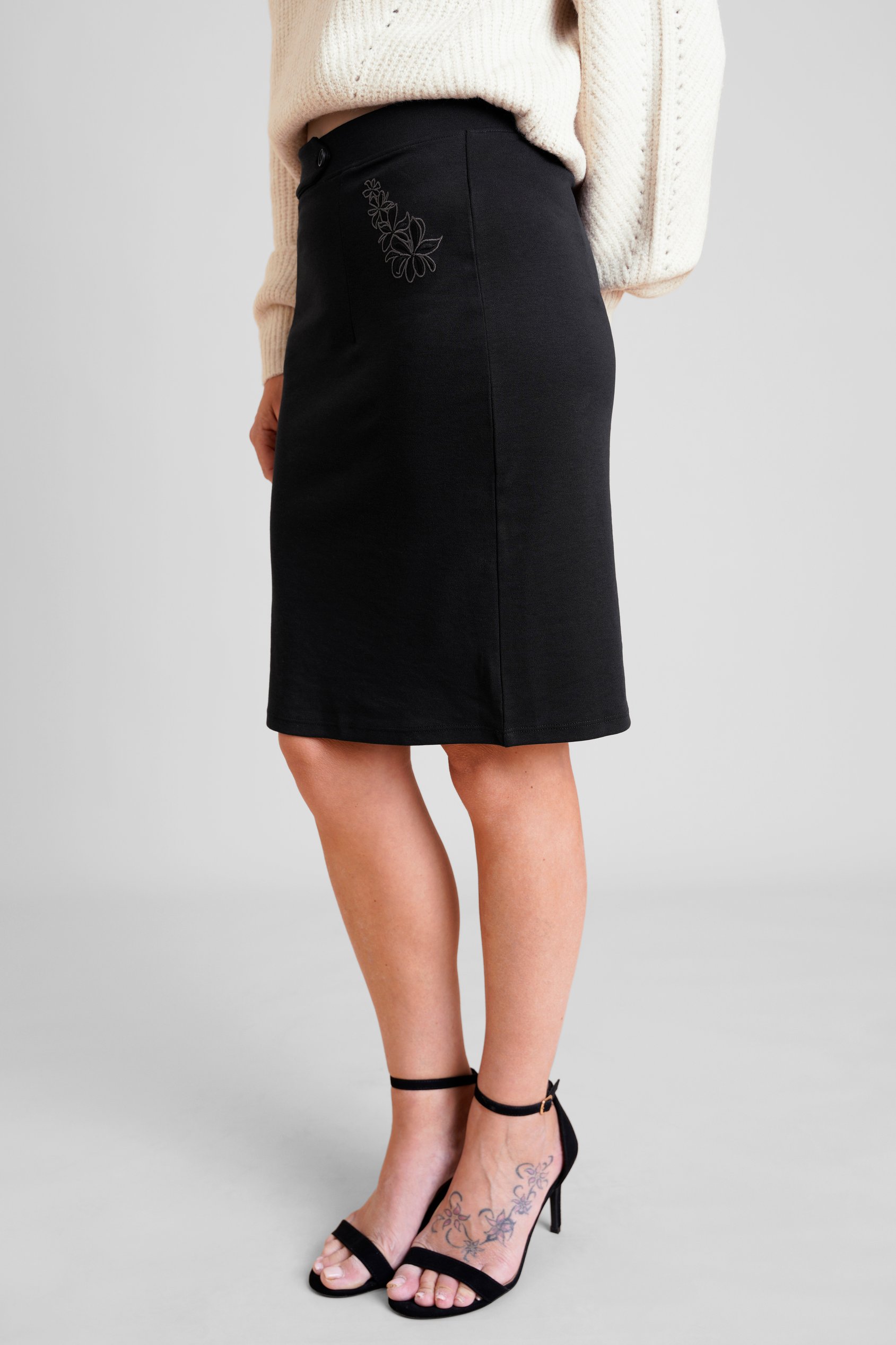 Women's Elastic Waist Pencil Skirt