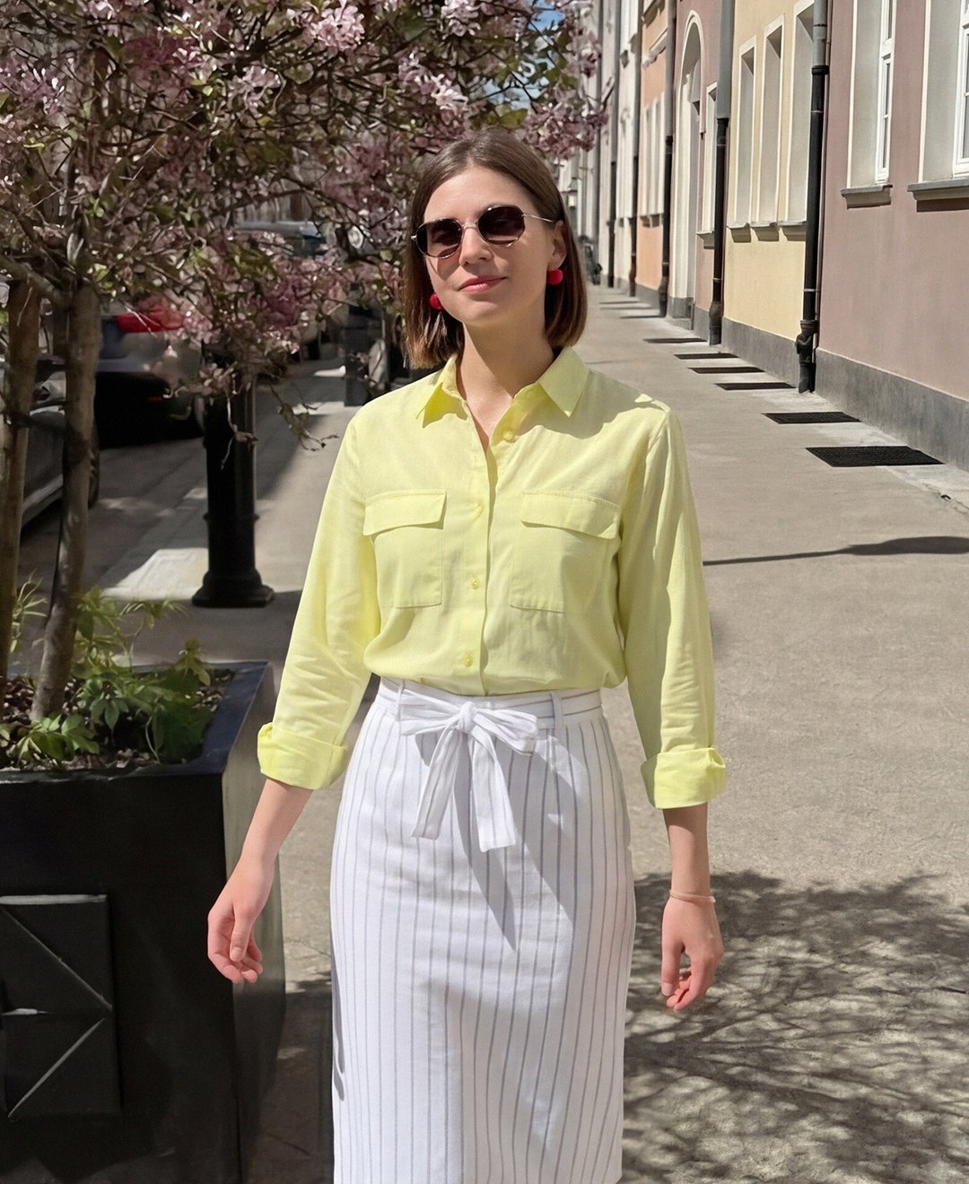 Essential sustainable clothing items for a versatile summer wardrobe
