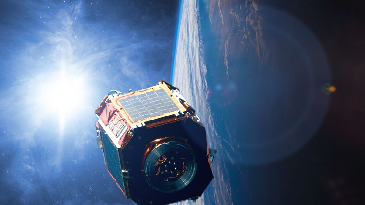 SpaceX Files for IPO to Fund Orbital Data Centers Despite Microsoft's Abandoned Undersea Project Challenges