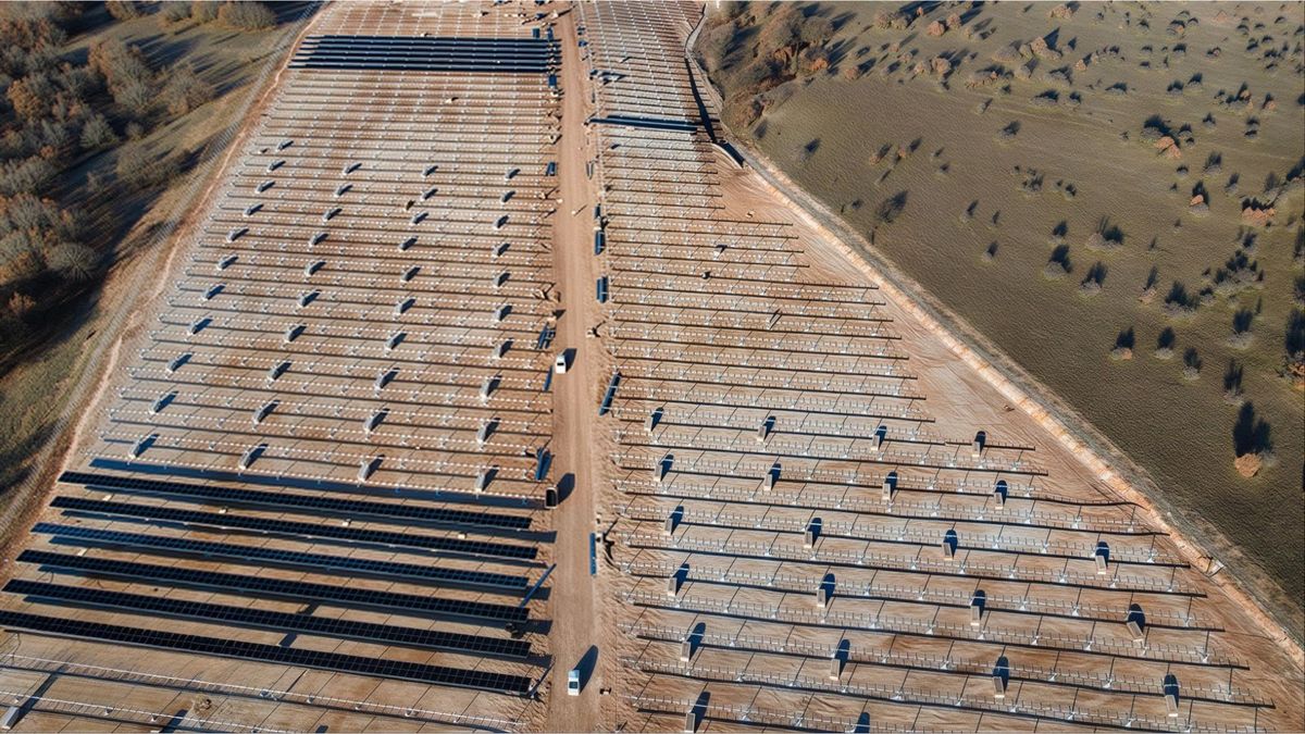 Luxcara Reaches Financial Close on 83 MWp Greek Solar Project in Kozani with Amazon PPA