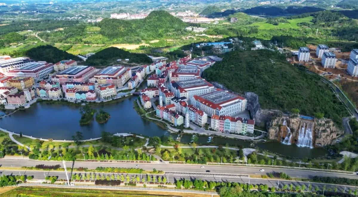 Aerial View of Huawei Cloud data Center Gui'an