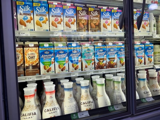 Whole Foods’ Strategic Shift: Embracing Urban Expansion with Smaller Store Formats