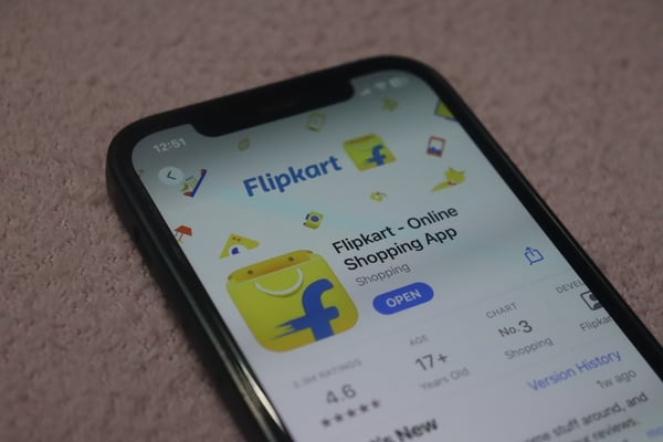 The Beauty E-commerce Boom: How Flipkart and Amazon are Redefining Retail