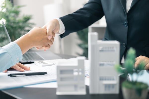 Retail Real Estate Revolution: Navigating the Sale-Leaseback Landscape