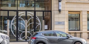 Coty’s Strategic Moves Paint a Bright Future in the Cosmetics Landscape