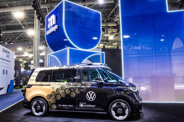 Driving Towards the Future: Volkswagen and Mobileye Forge Ahead in Autonomous Vehicle Technology