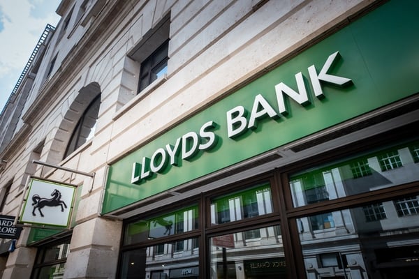 Lloyds Banking Group: Navigating the Economic Storm with Grace
