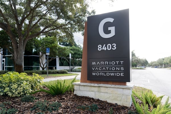 Marriott Vacations Worldwide Shines in Q4: A Beacon for the Tourism Real Estate Sector