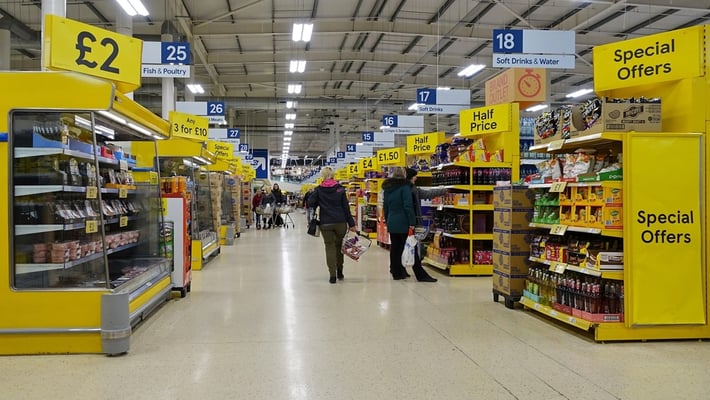 Why Tesco’s £1 Billion Gamble Could Redefine Supermarket Wars