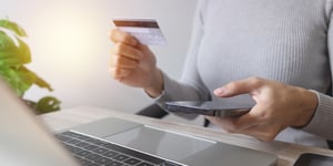 E-commerce Credit Card Spending Hits Record High: A Shift in Consumer Behavior?