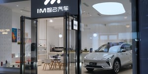 Driving Into the Future: SAIC Motor and Huawei’s Groundbreaking Partnership for Smart Mobility