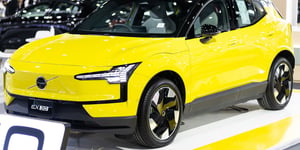 Volvo Cars: Electrifying the Road to Global Growth