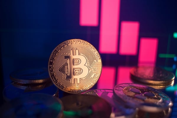 Decoupling Dynamics: Bitcoin’s Resilience Amid Tech Stocks Tumble