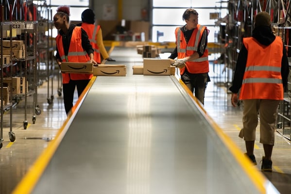 Amazon’s Quebec Exit: Unions, E-commerce, and the Future of Logistics Jobs