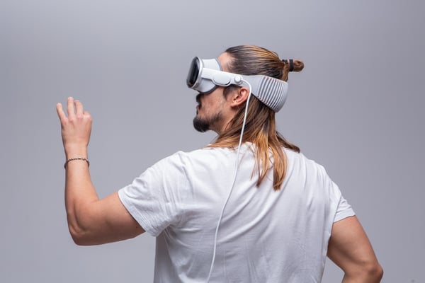 Revolutionizing Realities: Google and Magic Leap’s Ambitious Augmented Reality Endeavor