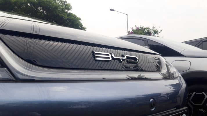 BYD’s Strategic AI Collaborations: Steering Ahead in the EV Race