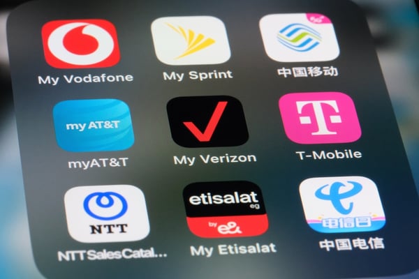 Global Telecom Giants Forge New Paths: A Look at Recent Strategic Moves
