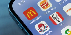 Economic Indicators: Fast Food Chains as a Market Temperature Gauge