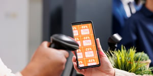 The Holiday Hiring Race: Retailers’ New Strategies
