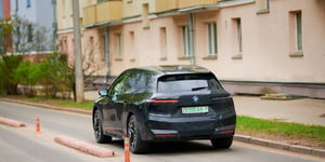 BMW’s Strategic Surge in the Electric Vehicle Market: A 2024 Mid-Year Review