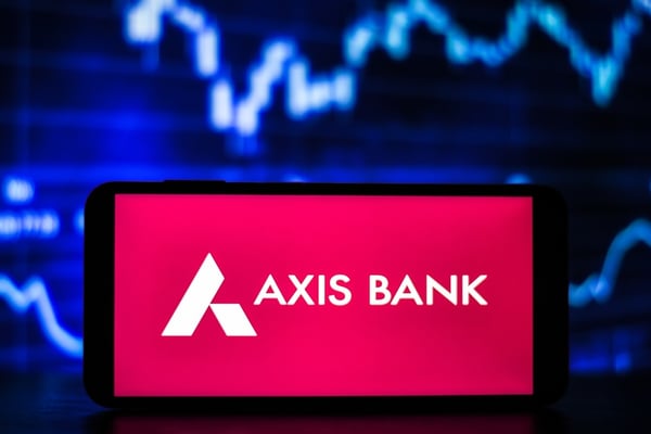 Axis Bank and Bajaj Allianz Forge Bancassurance Partnership: Revolutionizing Insurance Distribution