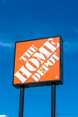 Home Depot Revives Hands-On Corporate Policy Amid Industry Shifts