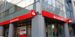 Navigating Market Challenges: Santander Poland’s Q2 Earnings Insight