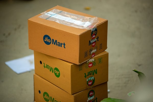 E-commerce Giants Battle for Quick-Delivery Supremacy in India