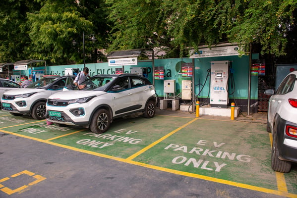 Electric Dreams: How Adani and Mahindra are Powering India’s EV Revolution