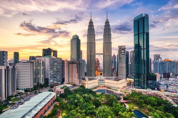 Malaysia’s Tourism Sector Booms, Boosting Retail Trade