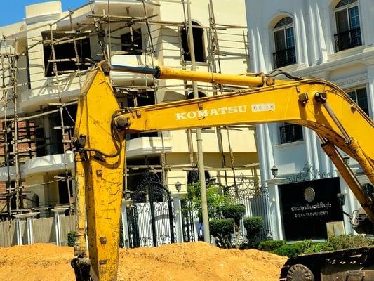 The Dawn of Electric Construction: ABB and Komatsu’s Groundbreaking Partnership
