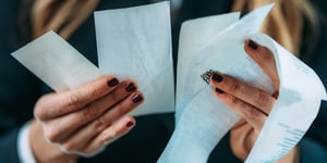 The Great American Bar Tab Shrink: Inflation’s Latest Victim