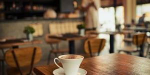Coffee Shops Diversify with Tea: Brewing New Trends in the Beverage Industry
