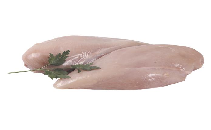 pechuga de pollo fresca limpia
