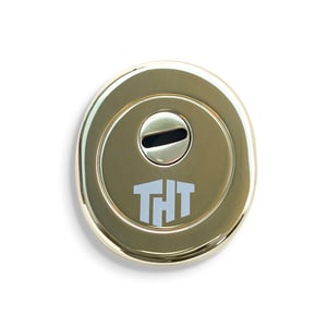 escudo rc3 puerta tht latón