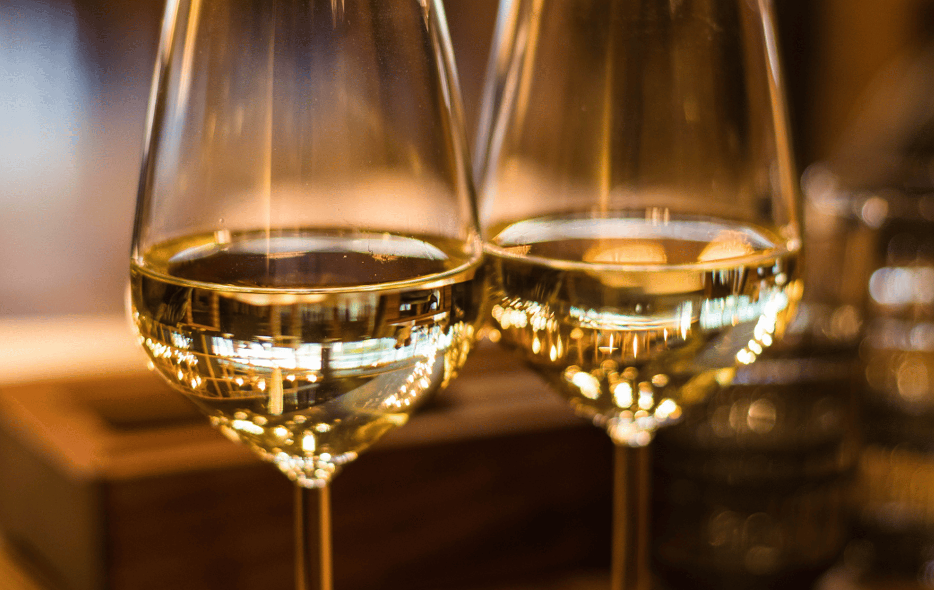 ¿a qué temperatura se sirve el vino?