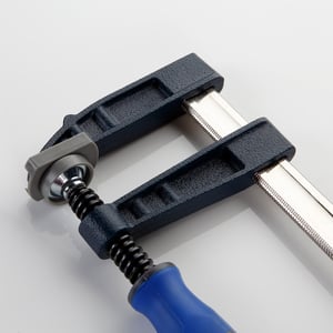 sargentos de apriete de marqueteria 300x80 alyco